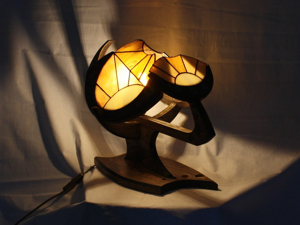 Обложка проекта: Светильники и предметы интерьера с витражными вставками