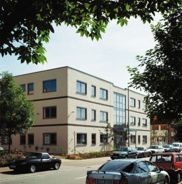 Фасад из клинекрного кирпича