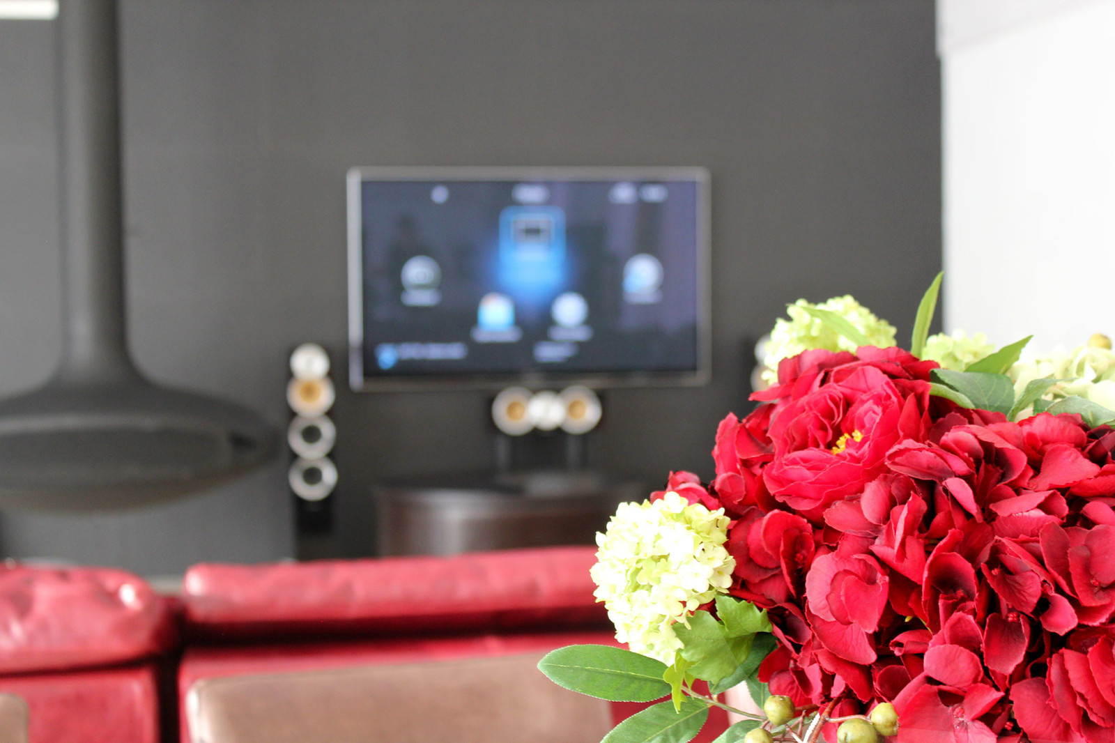 ГОСТИНАЯ С КАМИНОМ