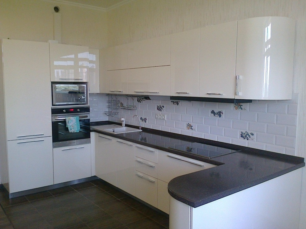 Установленные кухни