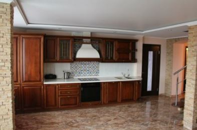 Установленные кухни