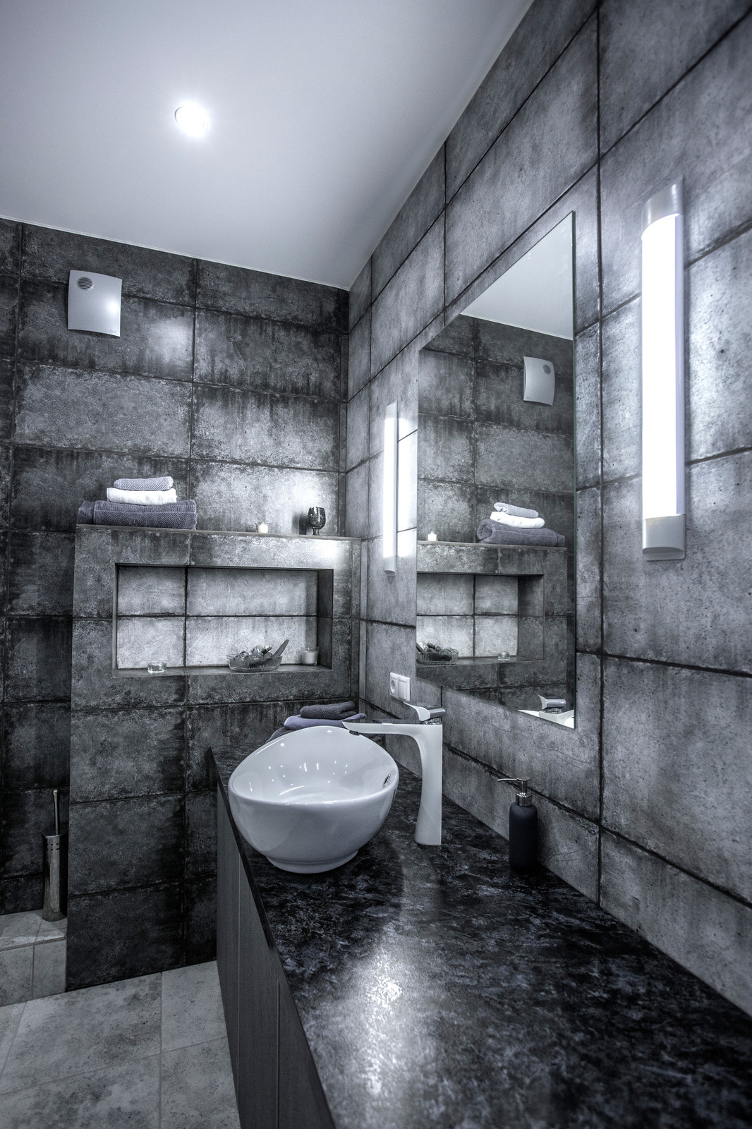 Ни чего лишнего