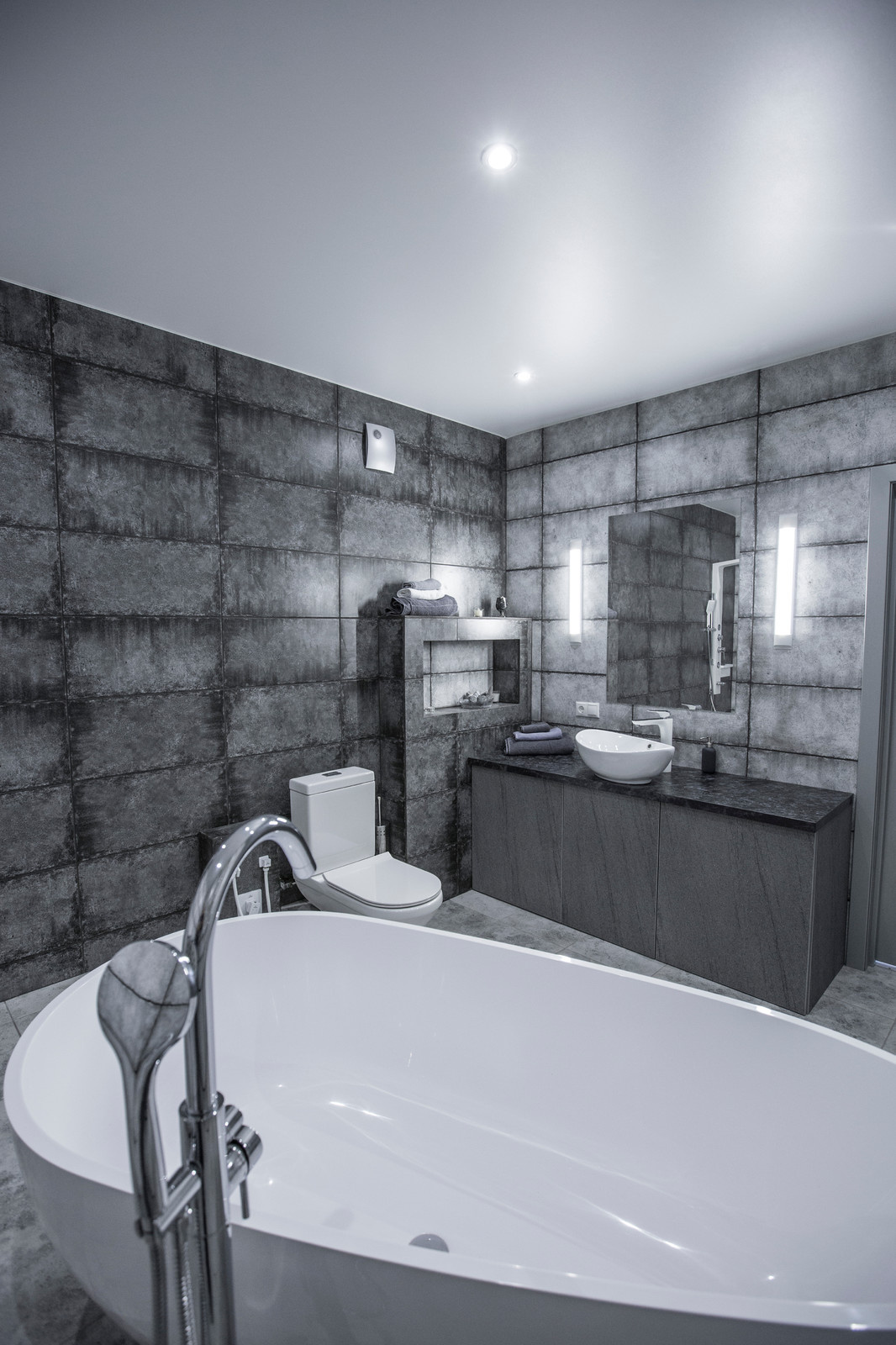 Ни чего лишнего