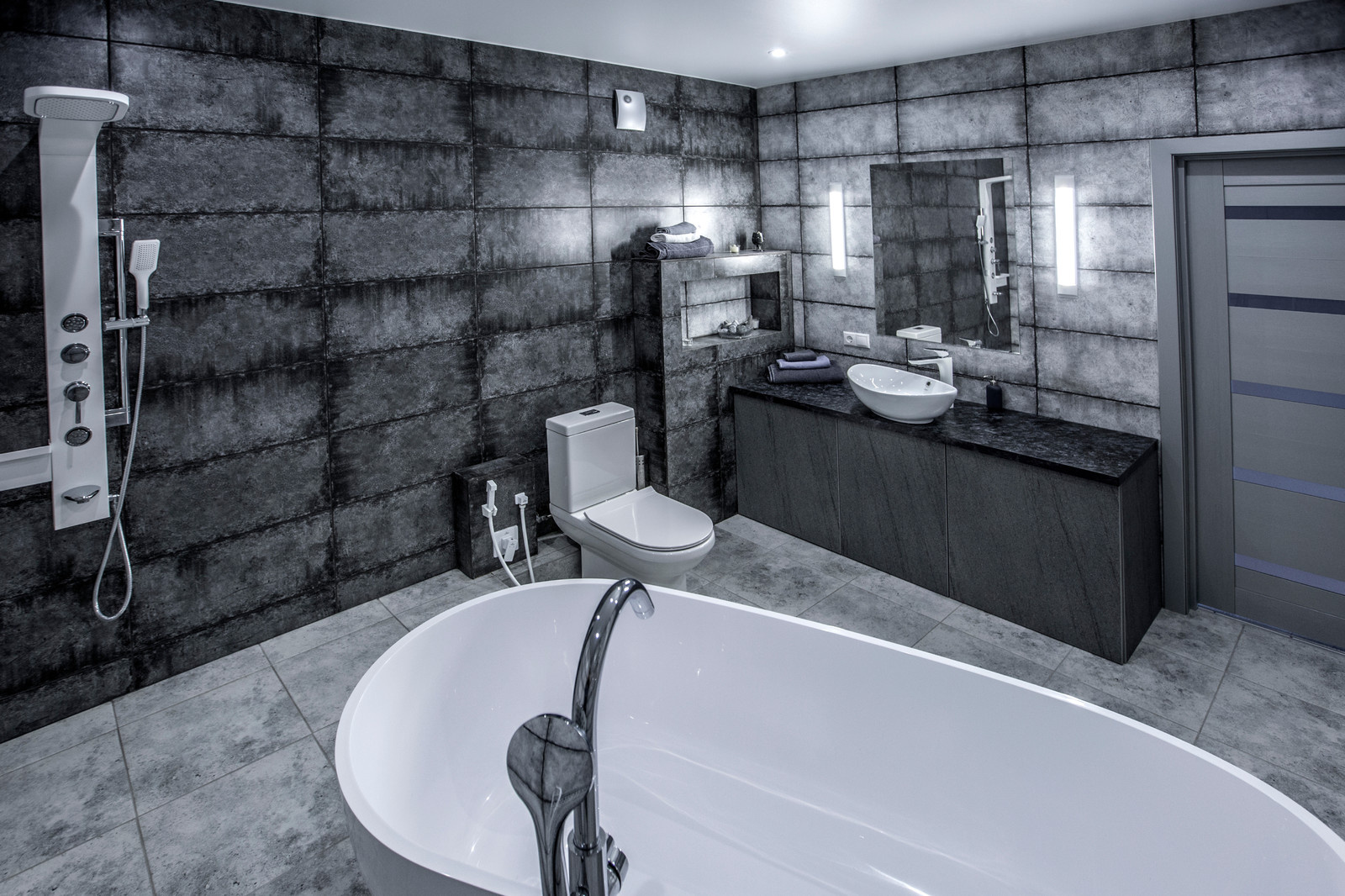 Ни чего лишнего