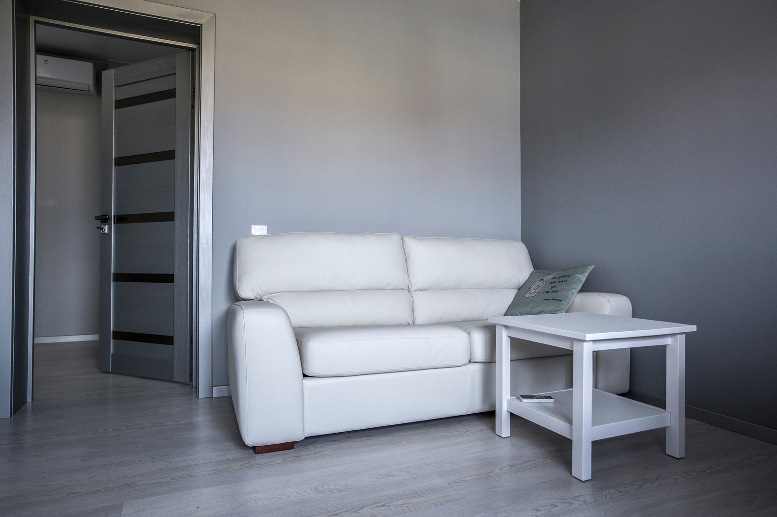 Ни чего лишнего