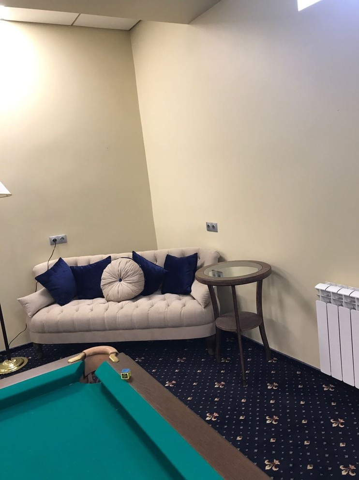 Дом в ярких тонах