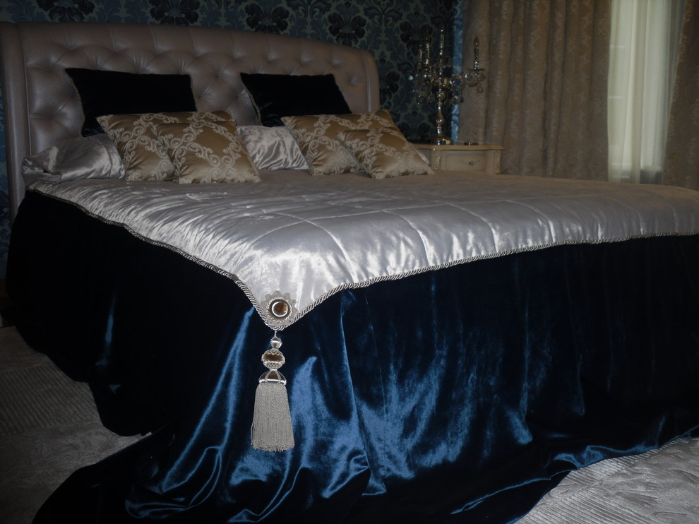 Дом в ярких тонах