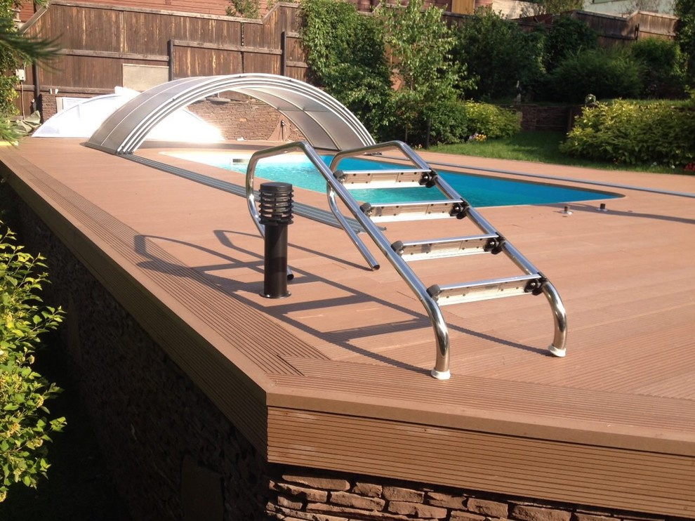 Монтаж Террасы вокруг бассейна