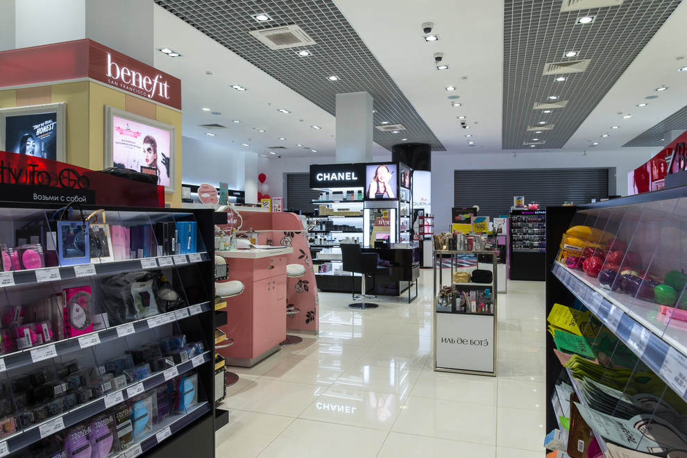 Съемка экспозиции для CHANEL LLC  в сети магазинов "Иль де Боте"