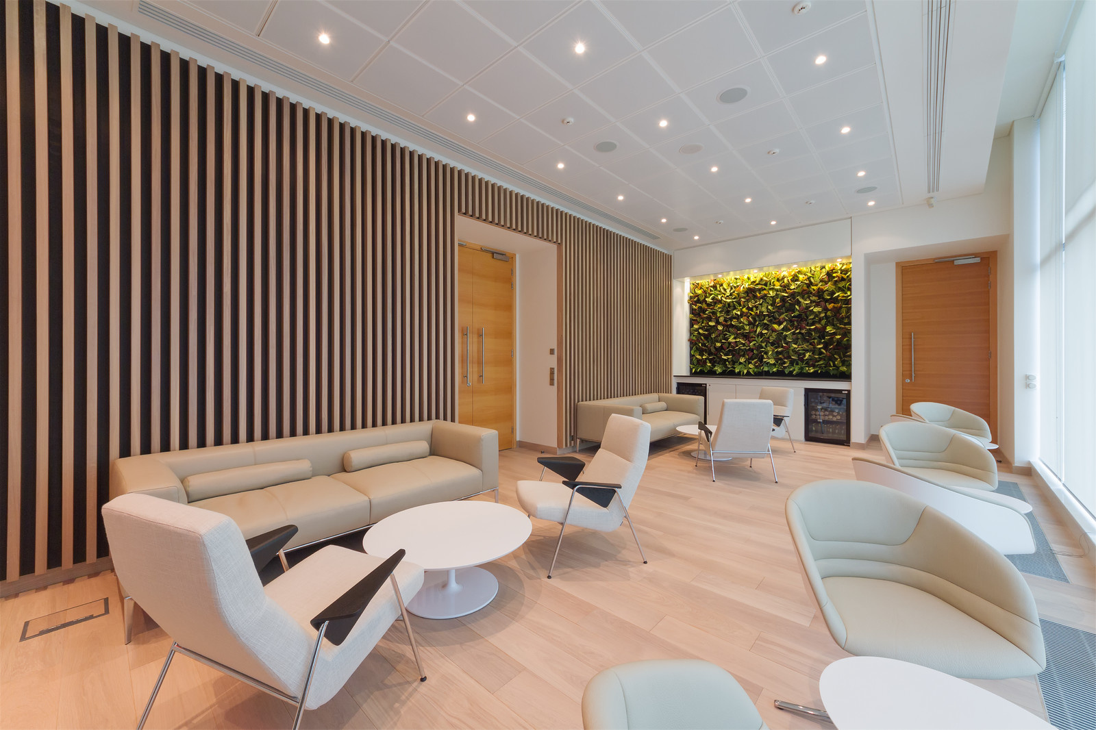 Лаунж зона british american tobacco