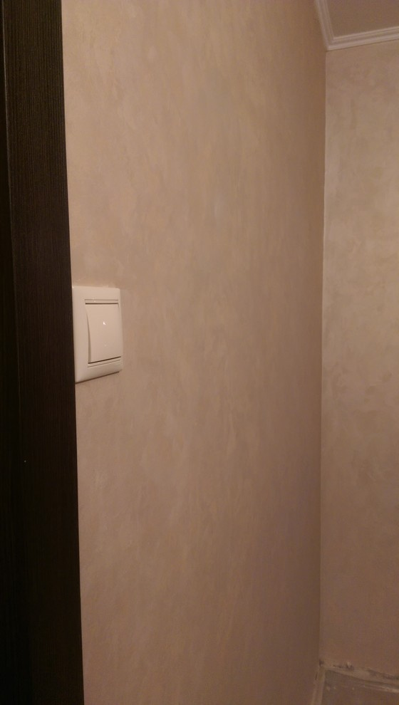 Квартира, прихожая. Бюджет. Нанесение "Мокрый шёлк" San Marco