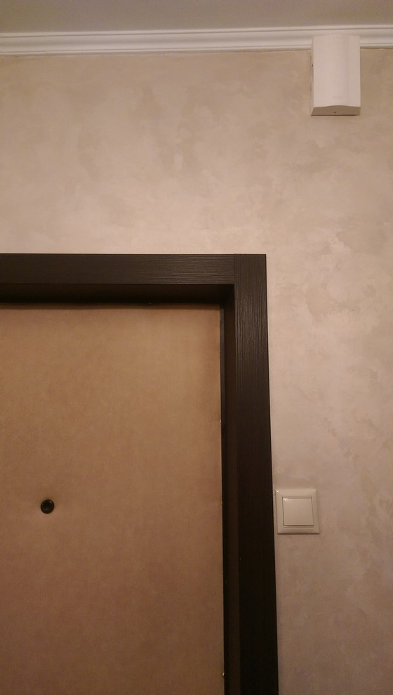 Квартира, прихожая. Бюджет. Нанесение "Мокрый шёлк" San Marco