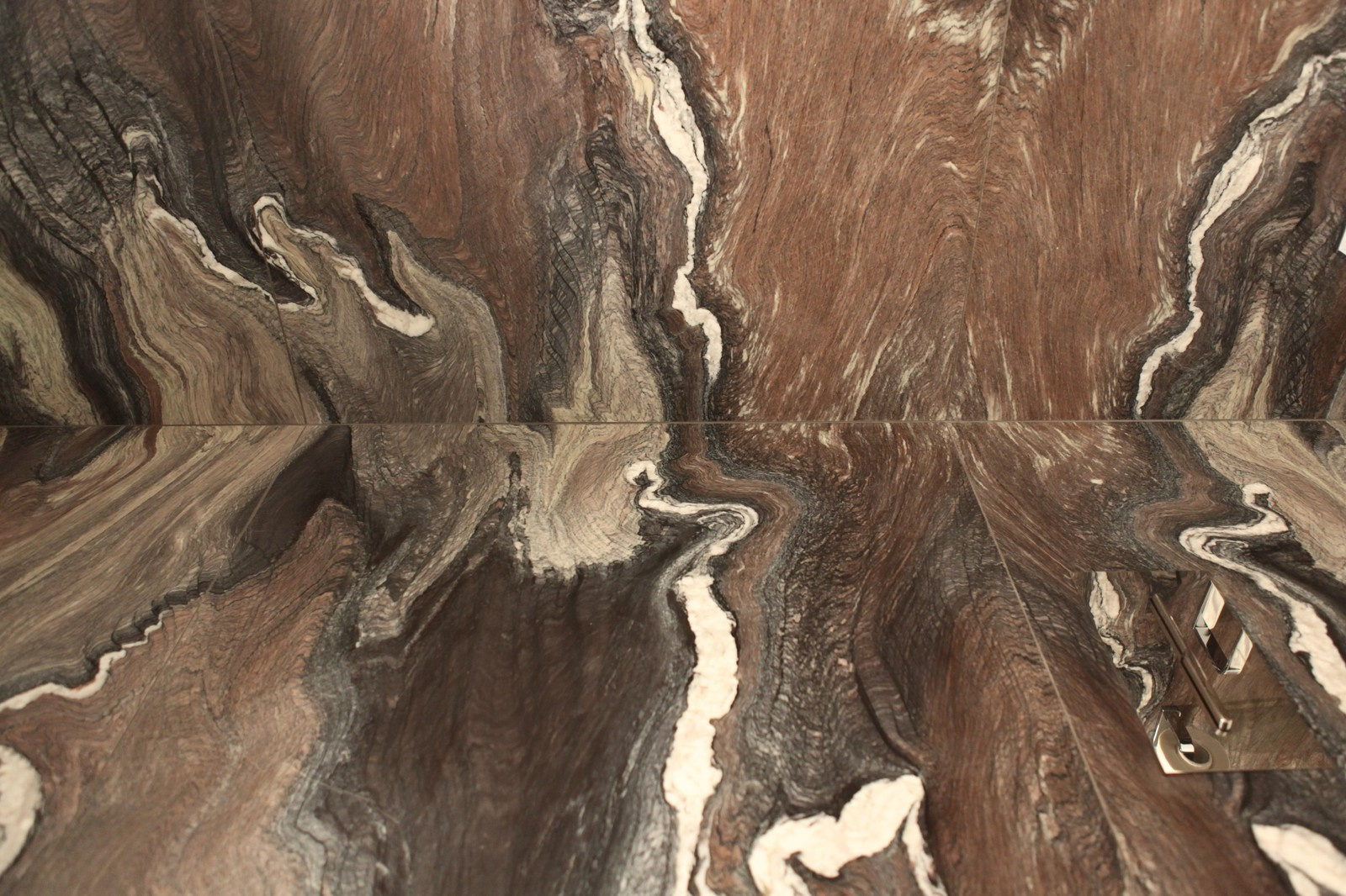 Красный санузел