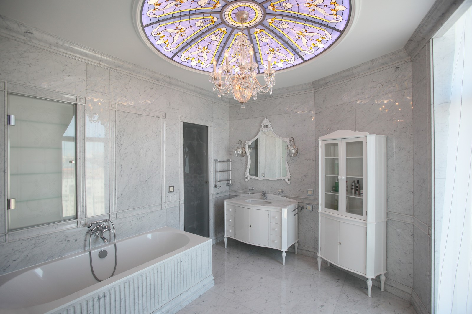 Санузел Бианко Каррара Венатино Джоя селект