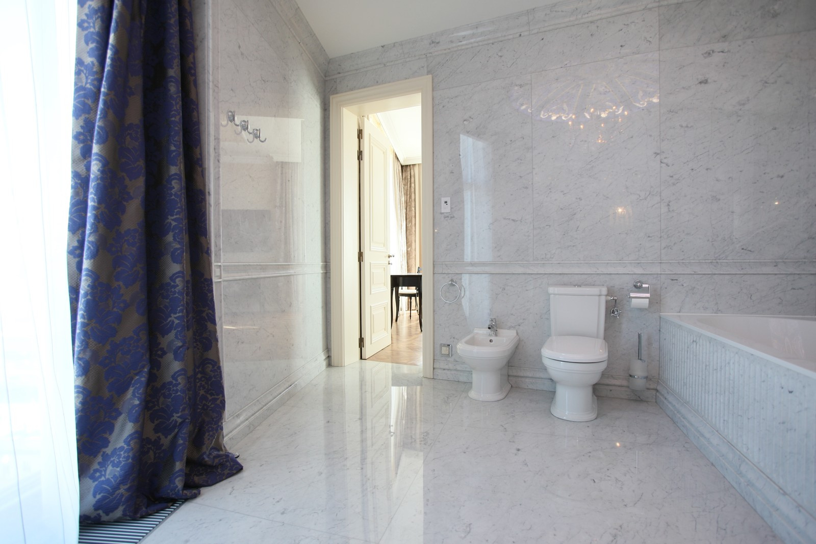 Санузел Бианко Каррара Венатино Джоя селект