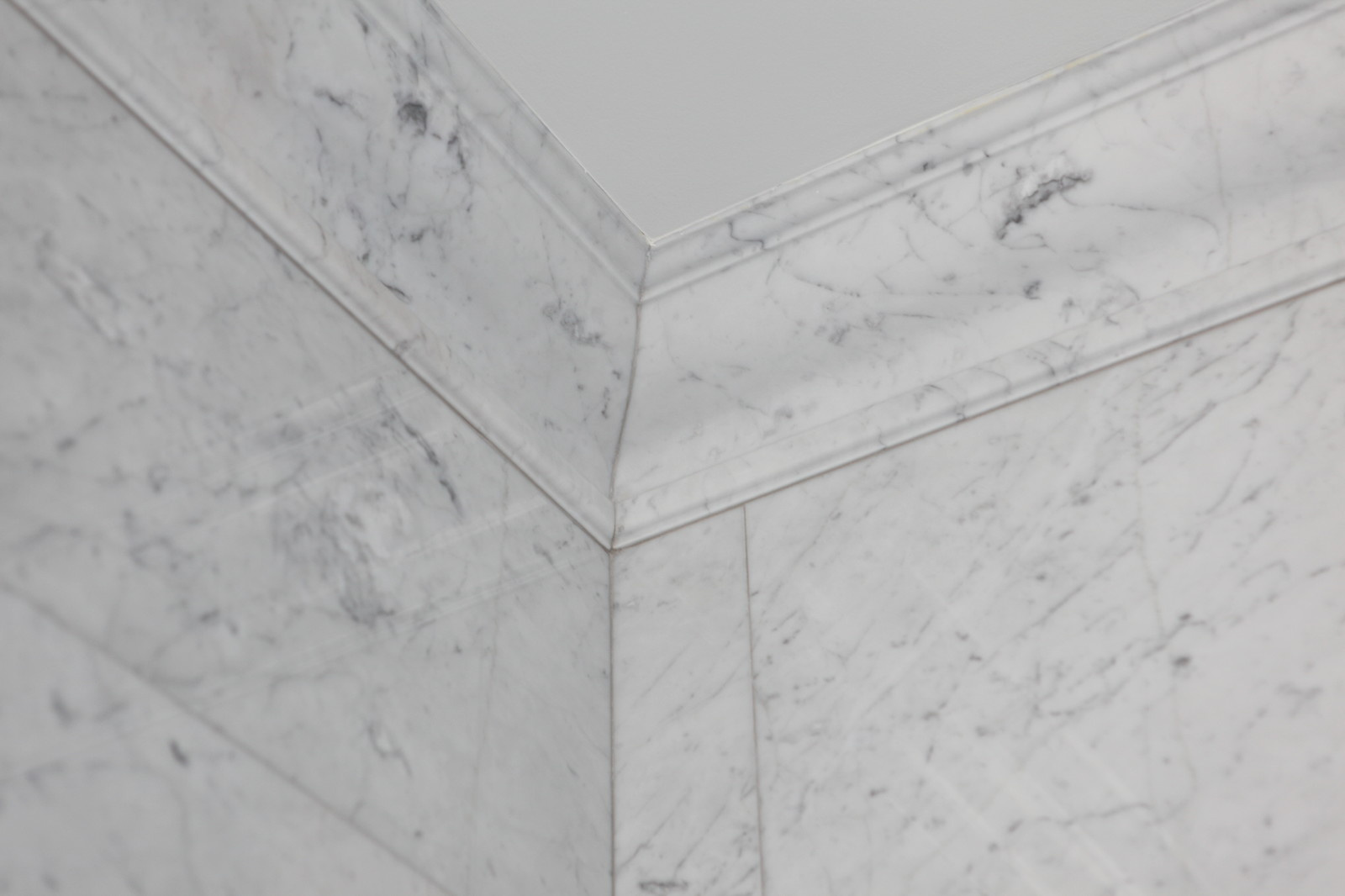 Санузел Бианко Каррара Венатино Джоя селект