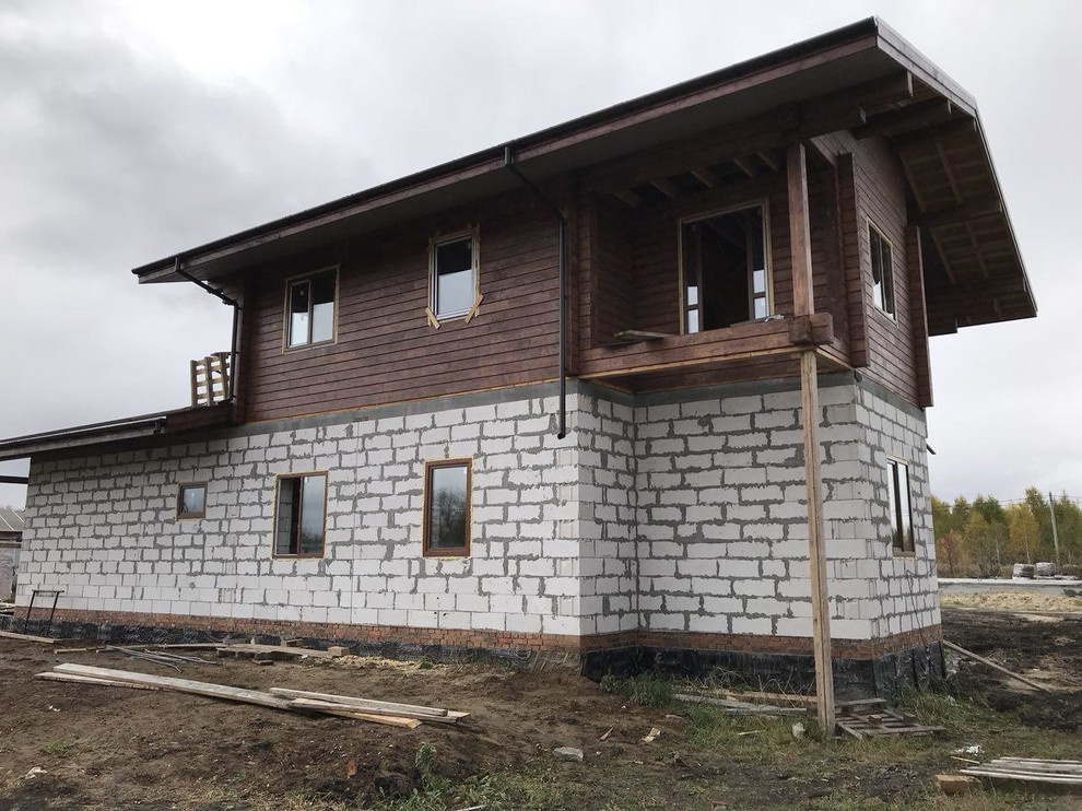 Дом с гаражом в стиле шале