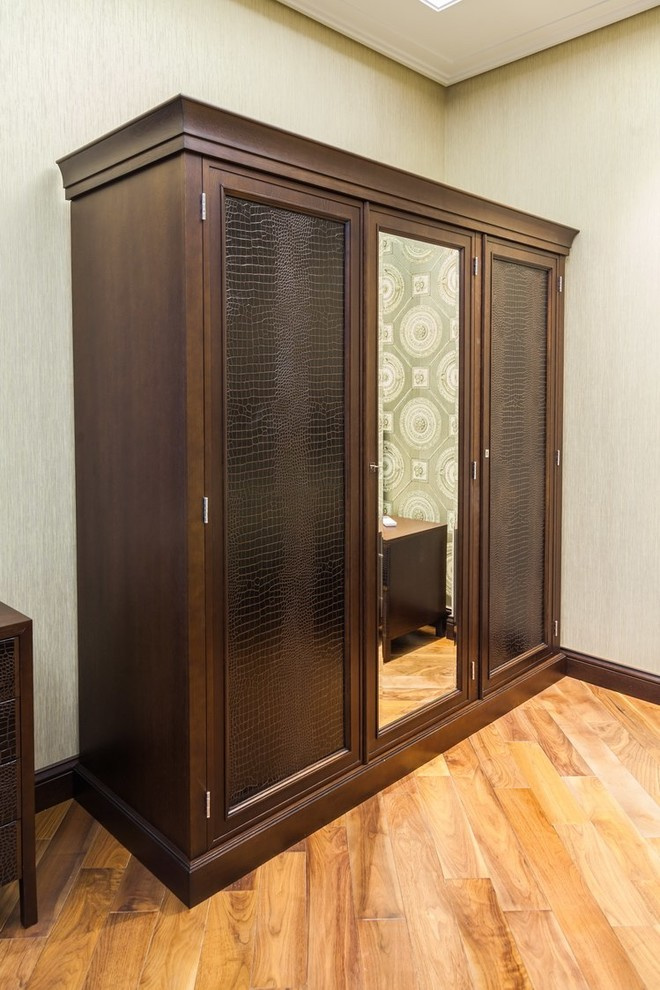 Шкафы, библиотеки, комоды