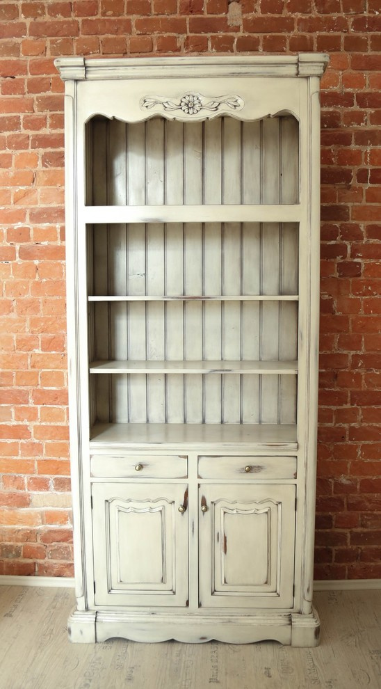 Шкафы, библиотеки, комоды