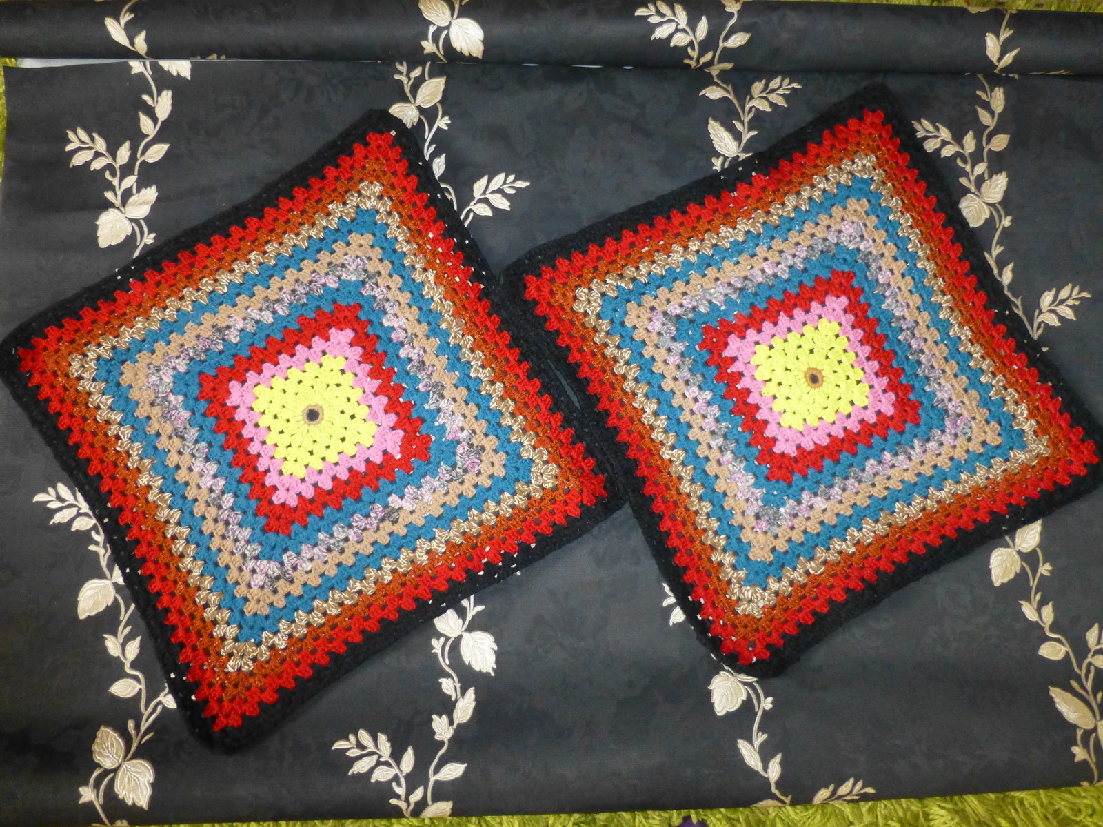 Обложка проекта: Нитки путаем)