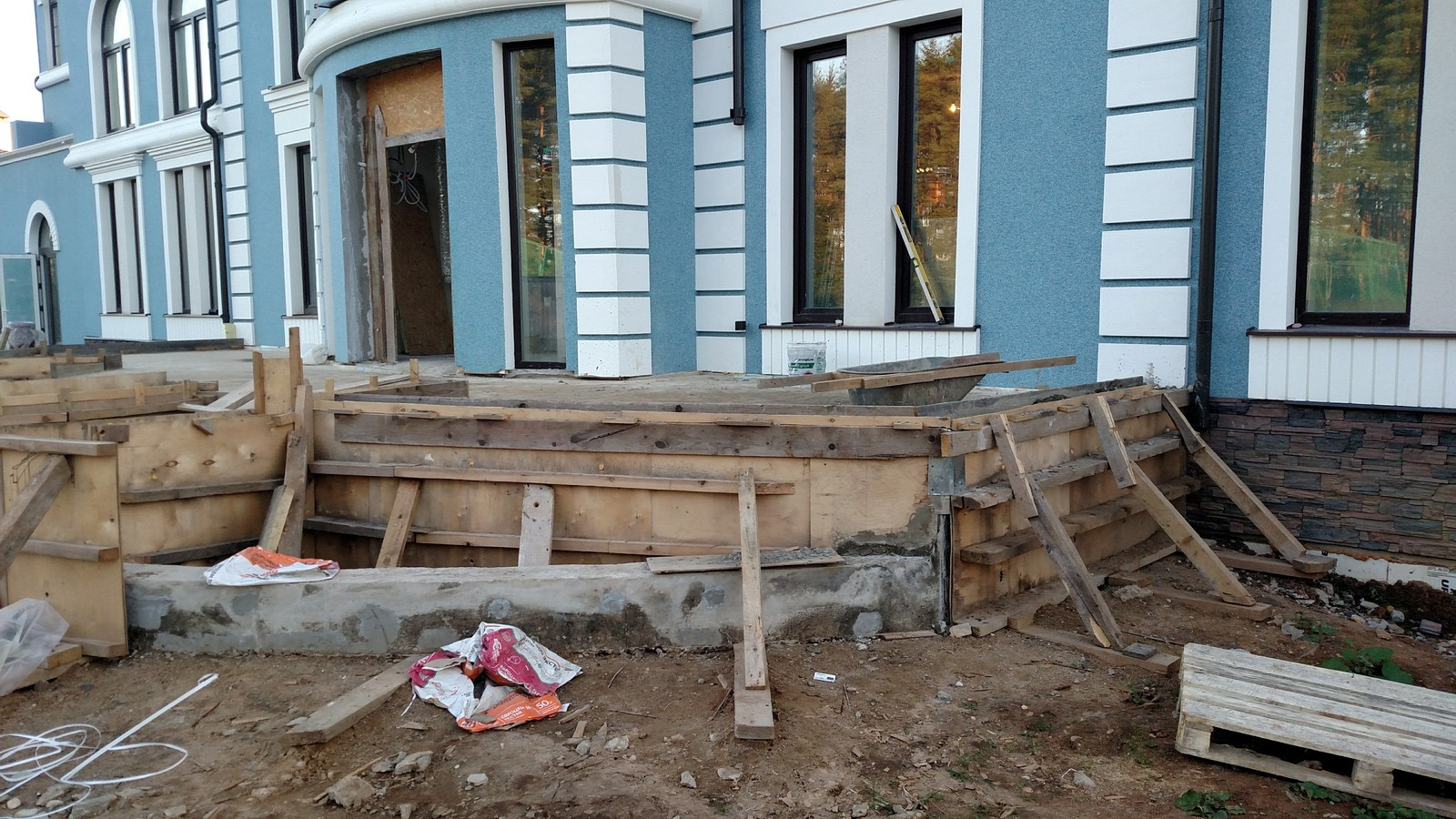 Ремонт фасада коттеджа