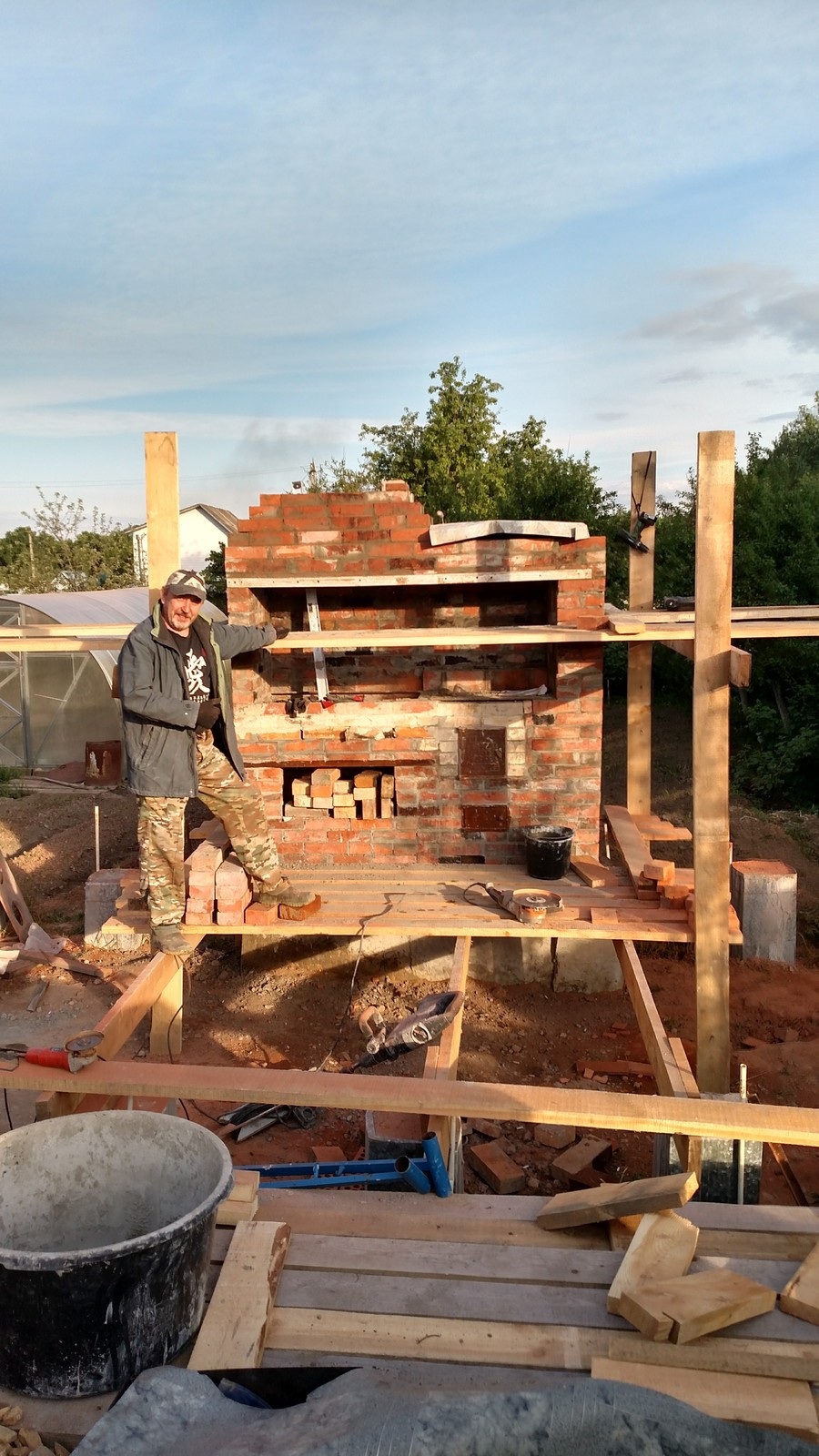 садовая беседка с печью