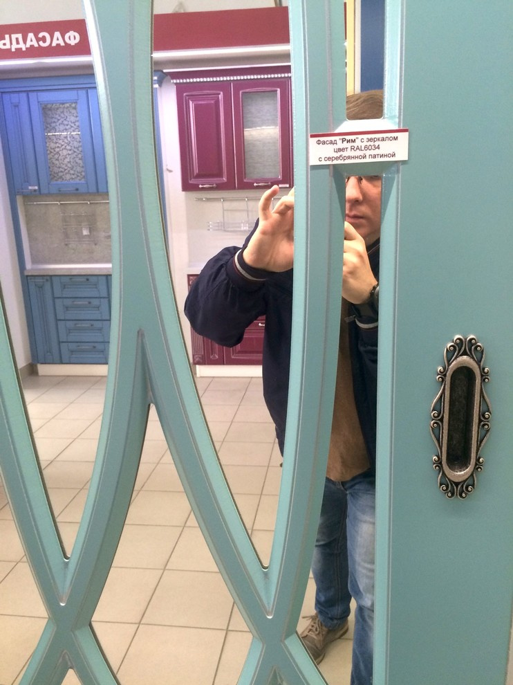 Классические двери-купе из МДФ по размерам клиента
