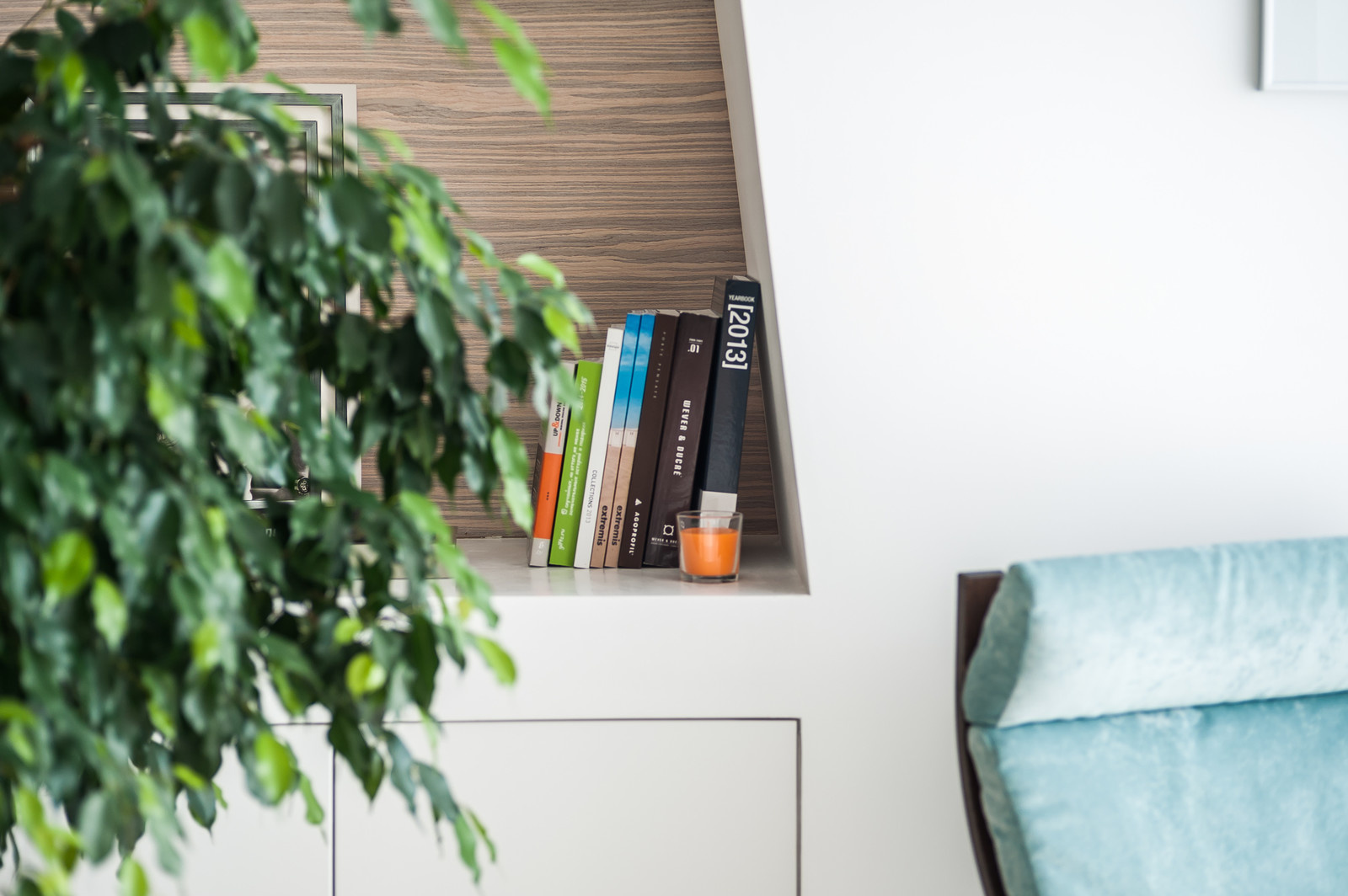 Светлый hi-tech