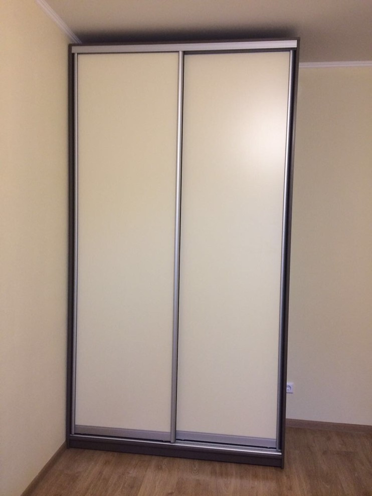 Шкаф и тумбочка в ЖК "Солнечный город"