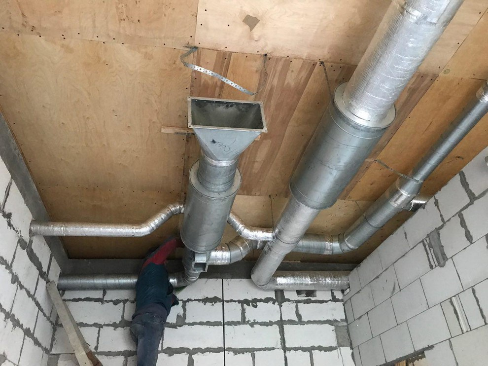 Вентиляция в коттедже в ДНЦ Звенящие кедры Тюмени