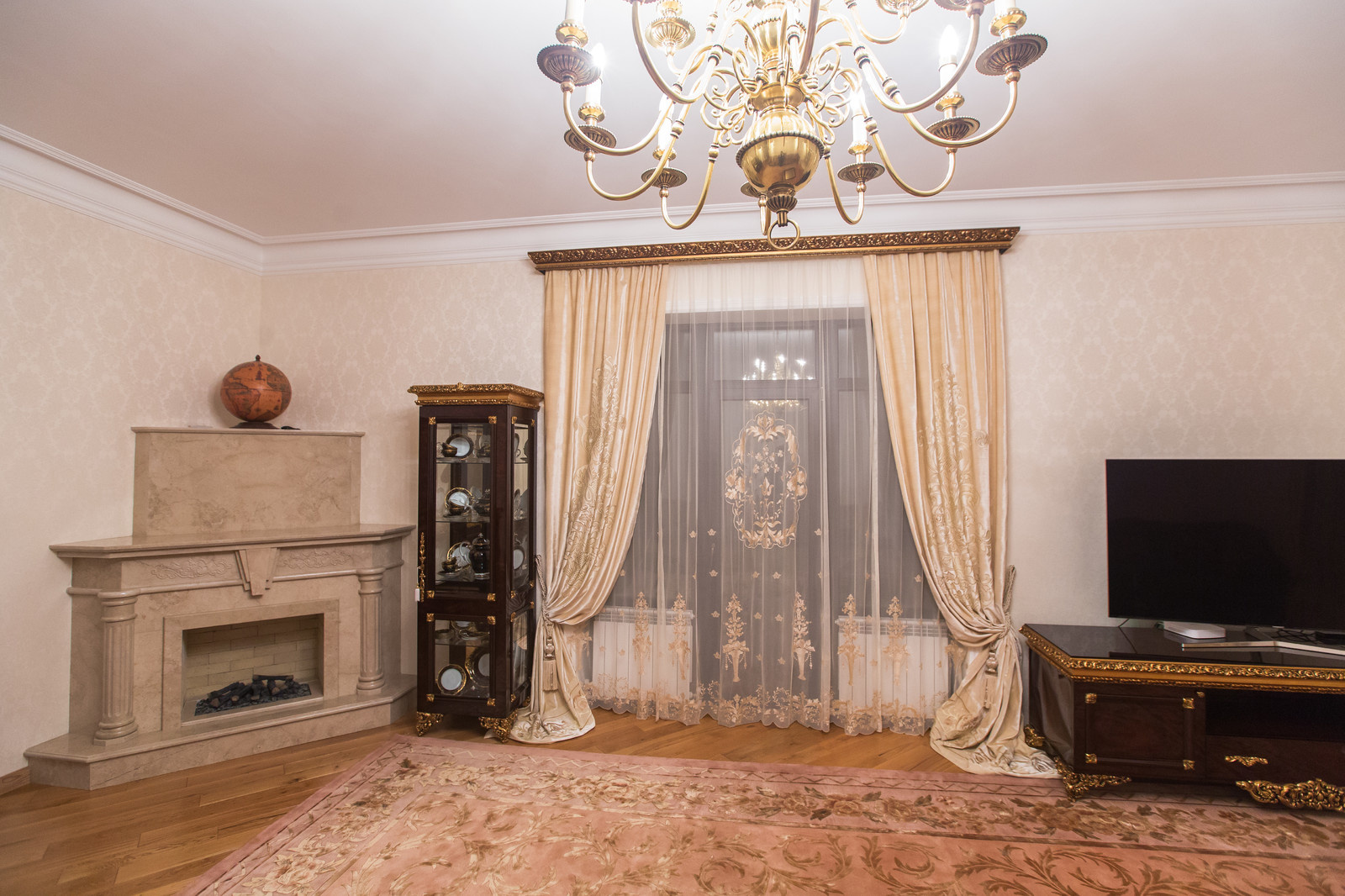 Гостиная в классическом стиле