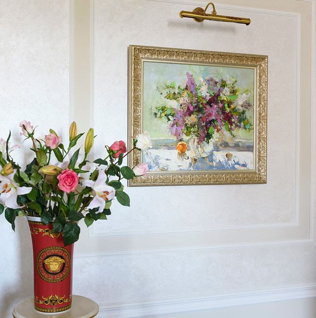 Работа Рустема Стахурского в классическом интерьере