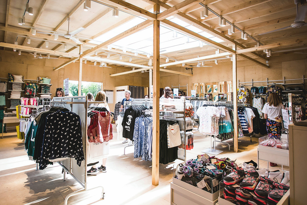 Обложка проекта: Павильон H&M