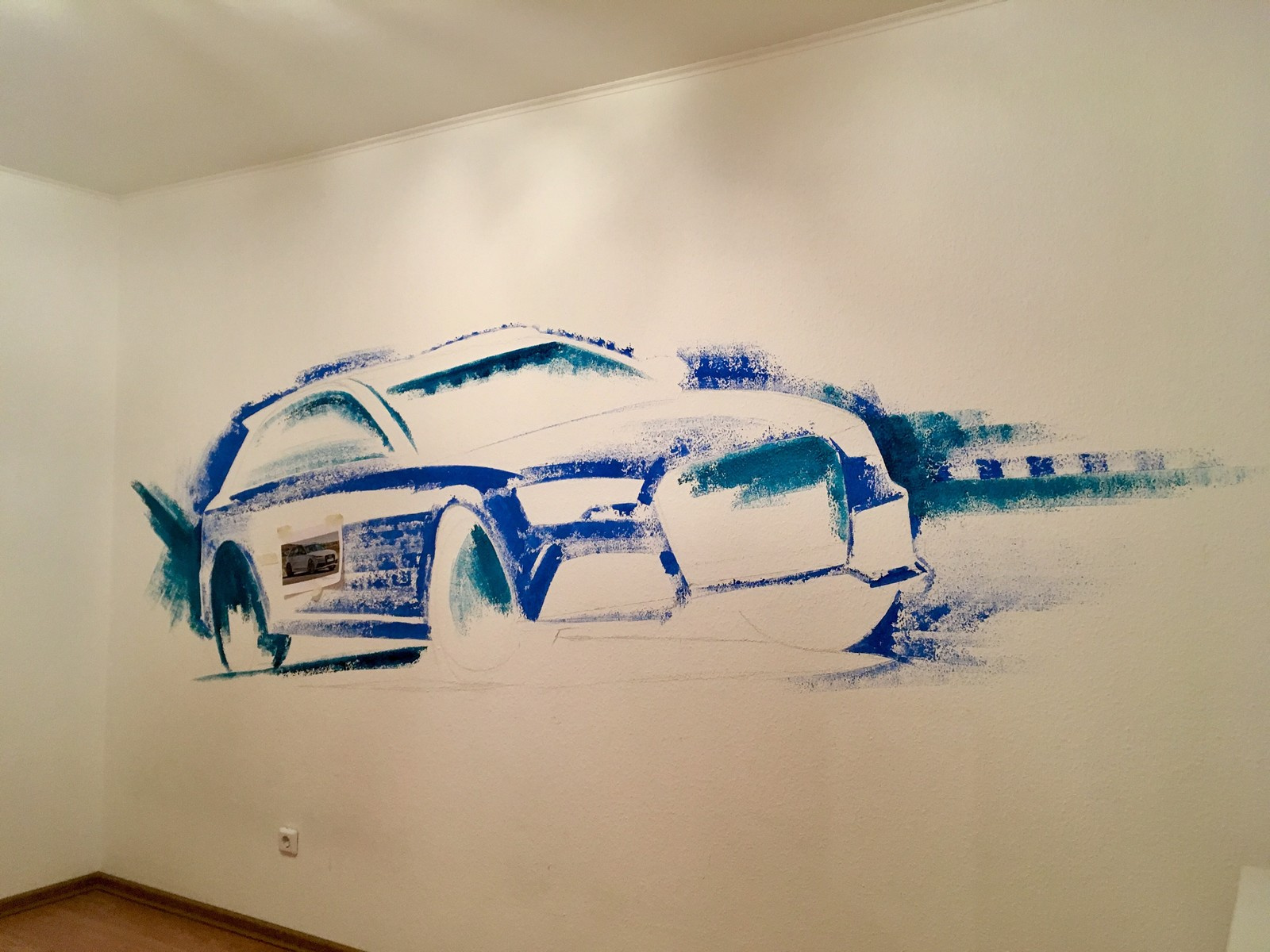 Рисунок в детской "audi RS6"