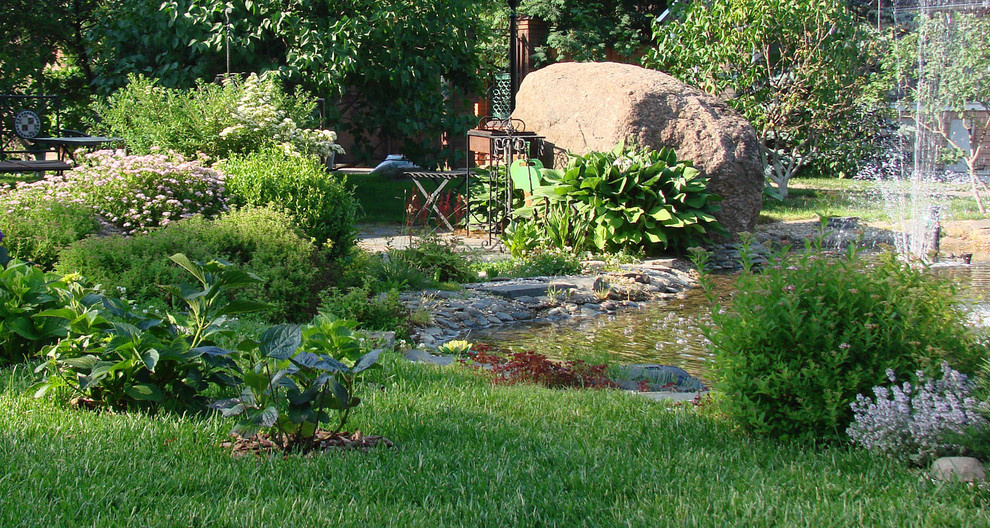 Декоративный водоем