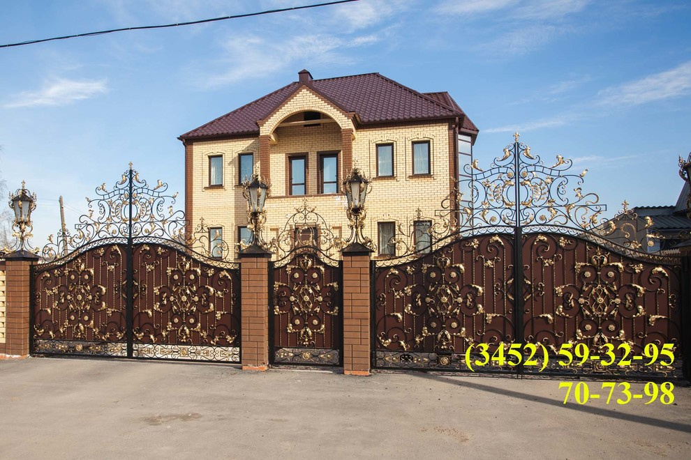 Кованые ворота собственного производства