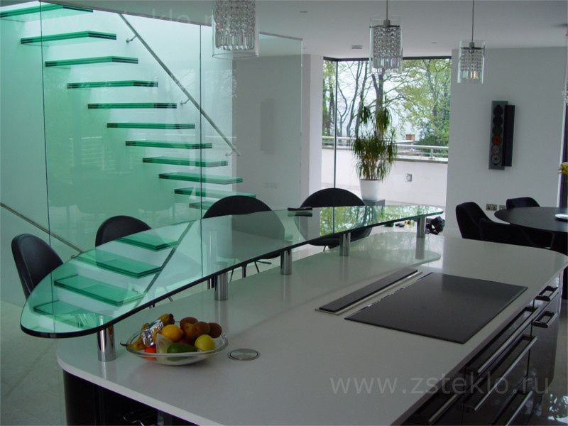 Стекло на заказ ЮЗАО