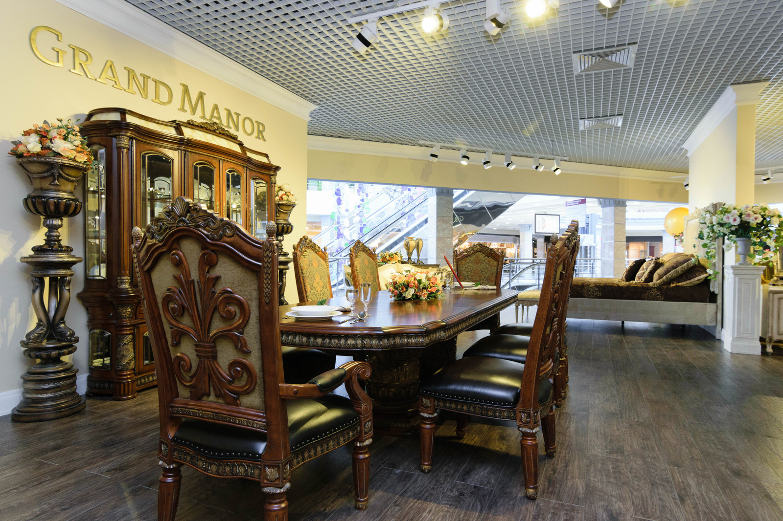 Элитная мебель Grand Manor