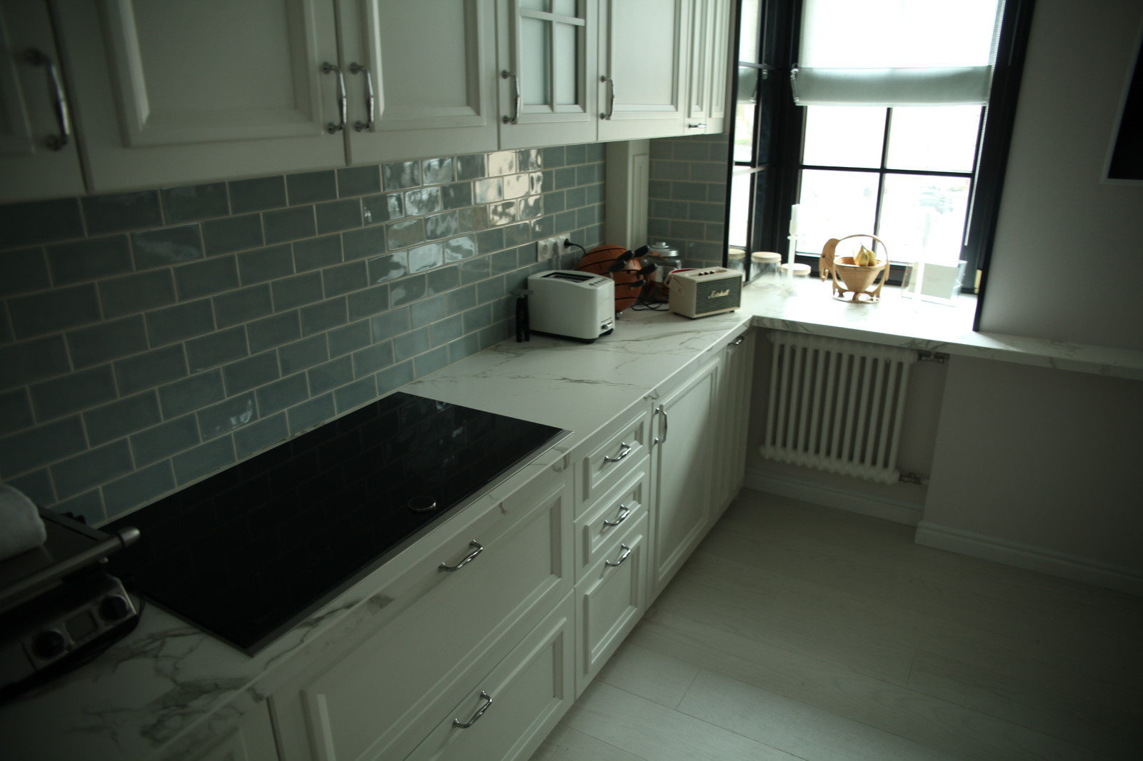 Столешница-подоконник из DEKTON