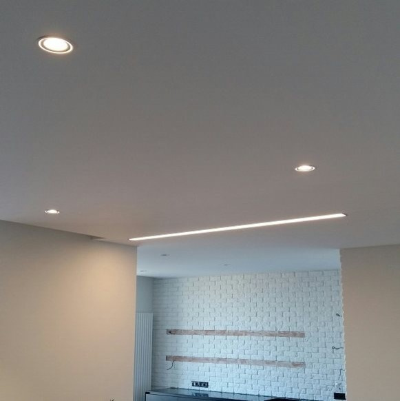 Скрытый карниз для штор и потолочные покрытия Cerutti ST