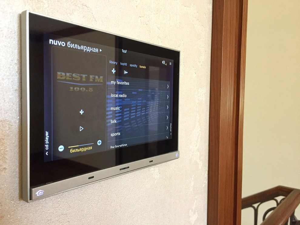 Управление мультирумом с сенсорной панели Vantage Equinox 7'