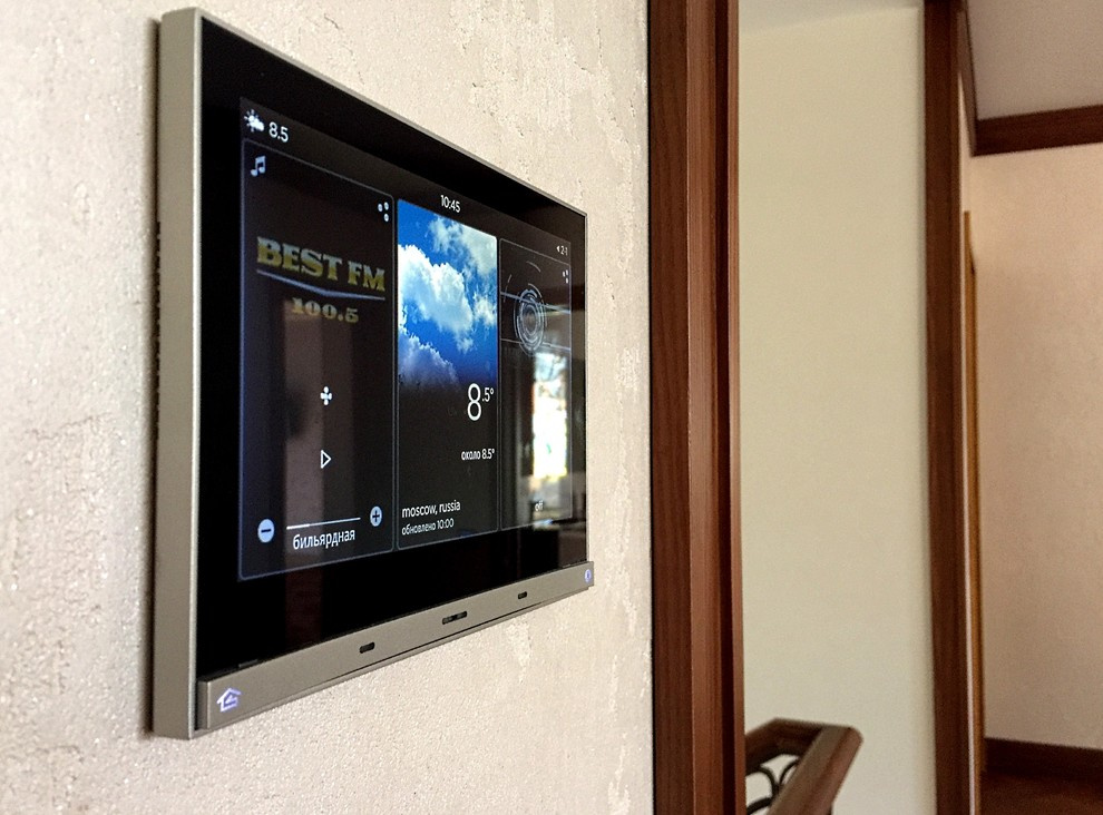 Управление мультирумом с сенсорной панели Vantage Equinox 7'