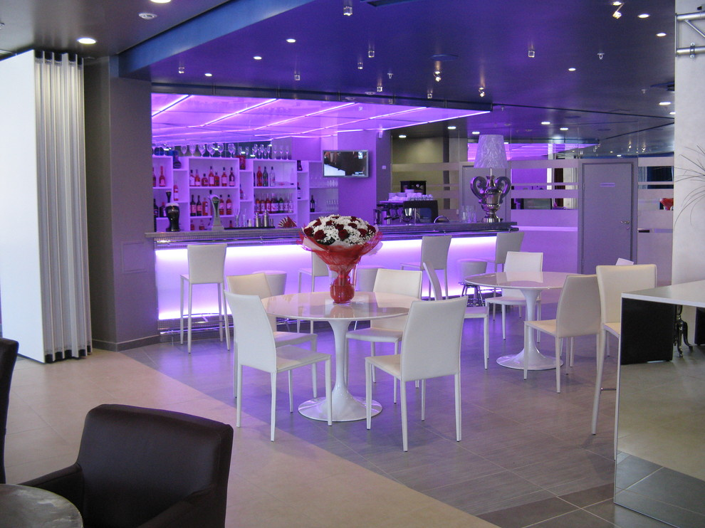 Рестораны, бары