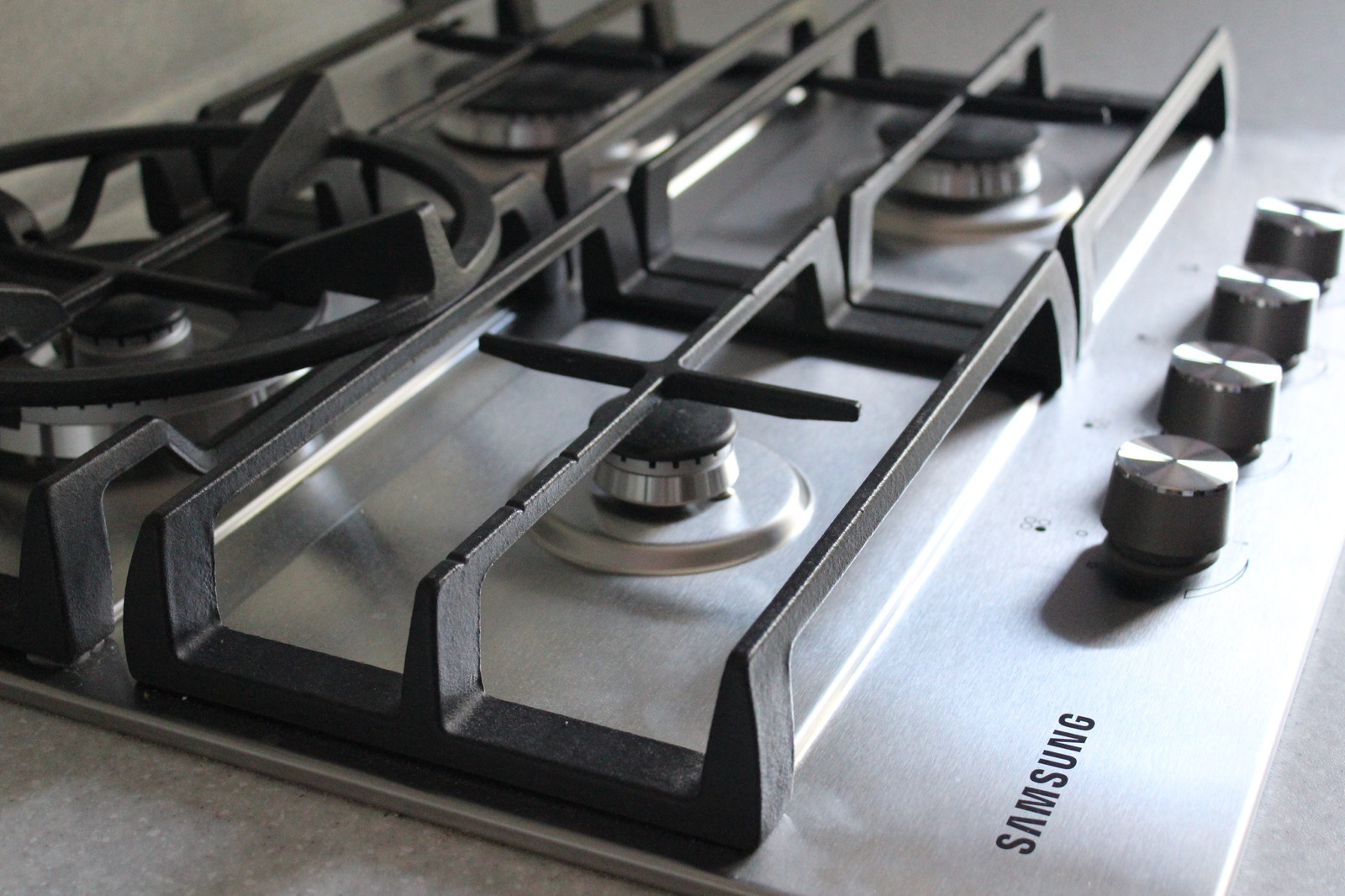 Кухня в четырехэтажке