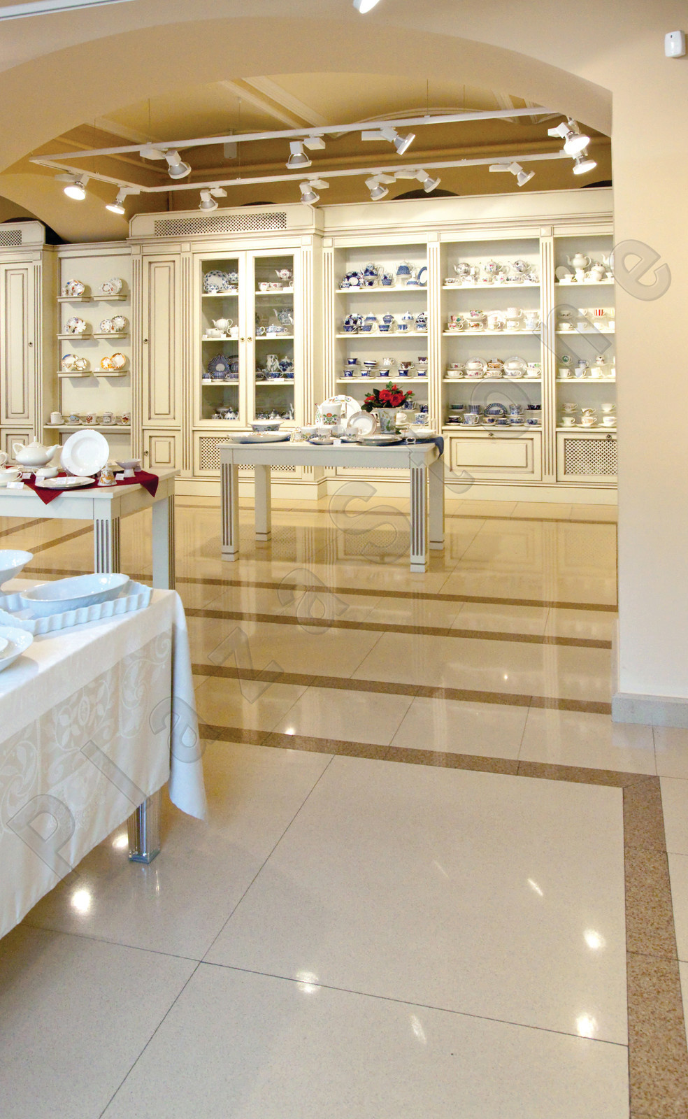 Изделия из Plaza Stone