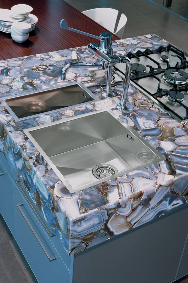 Изделия из CaesarStone Цезарьстоун - кварцевый агломерат (Израиль)