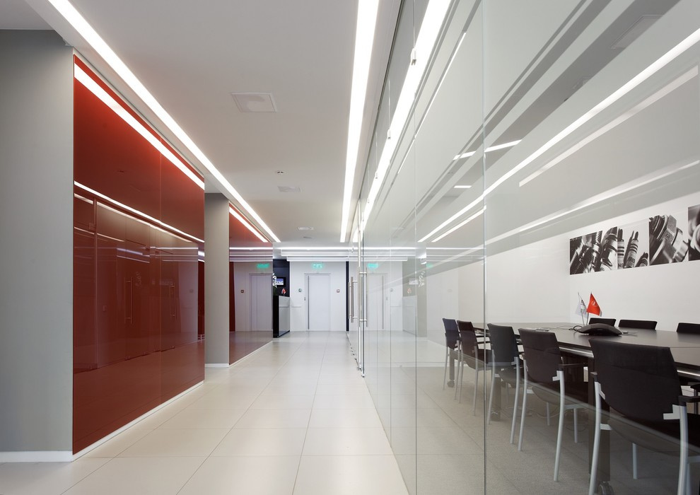 Коридор и переговорная