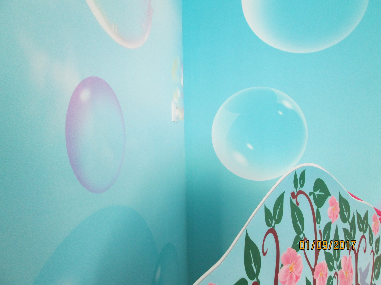 Натяжные бесшовные обои