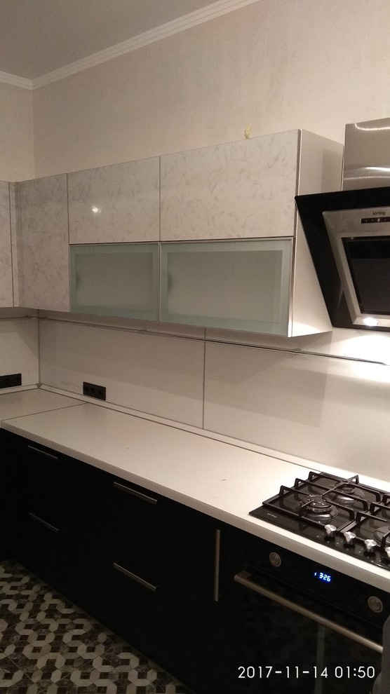 Кухня с фасадами в итальянском пластике ARPA