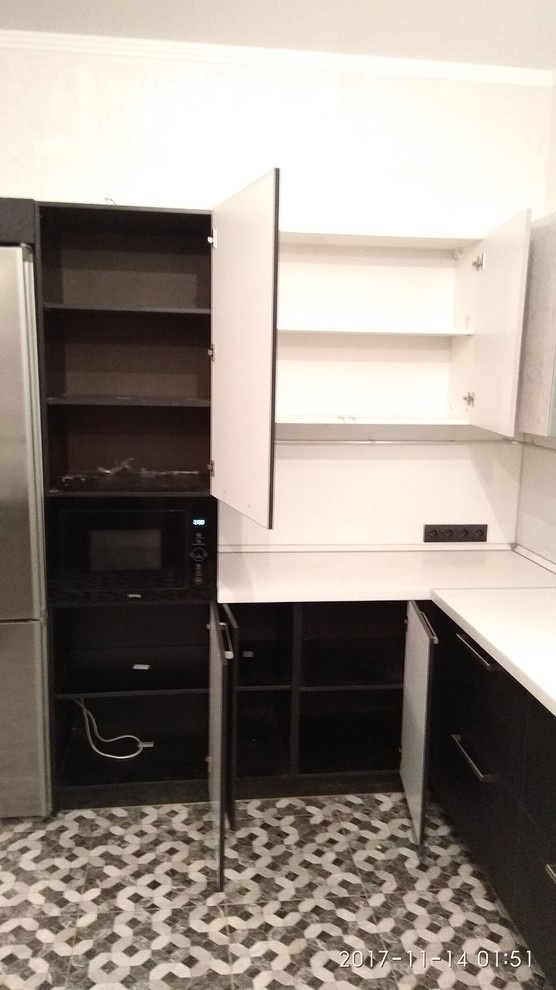 Кухня с фасадами в итальянском пластике ARPA